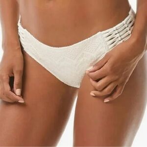 Vince Camuto Ivory Crochet Bikini Bottom Sz L NWT